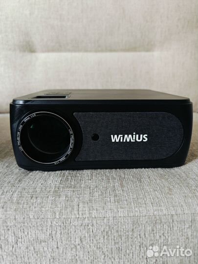 Видеопроектор б