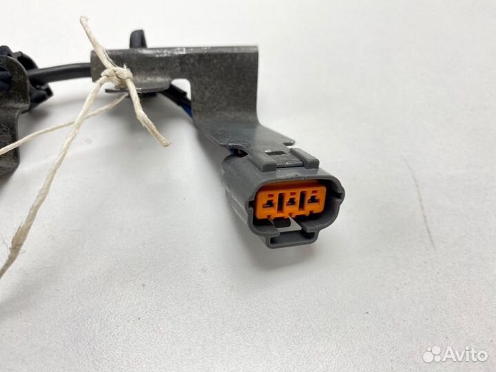 Датчик положения коленвала Mazda Familia BJ5P zlde