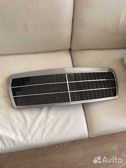 Решетка радиатора mercedes w210