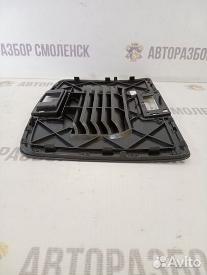 Центральный дефлектор VW Jetta