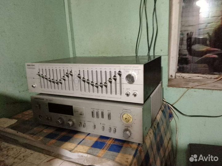 Усилитель, эквалайзер и две колонки