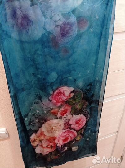 Женский шелковый платок