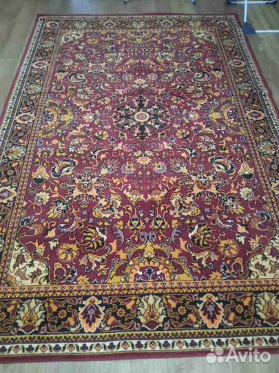 Ковер шерстяной