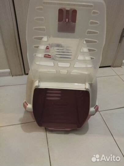 Переноска для животных пластиковая