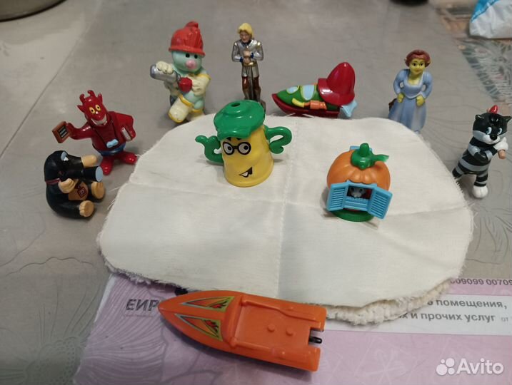 Игрушки из киндера