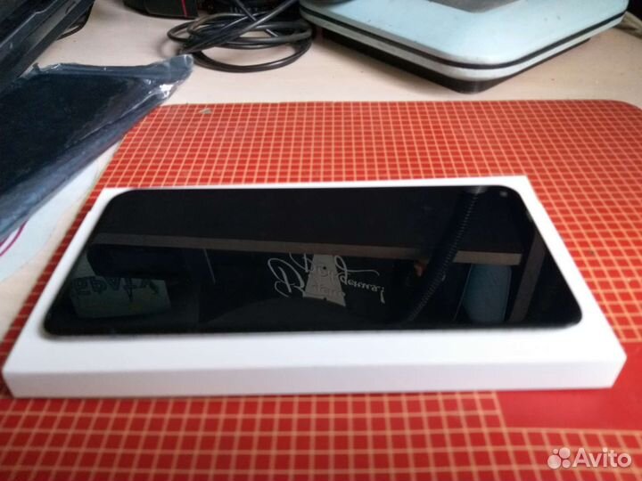 Модуль дисплея honor 20 PRO бу несколько дней