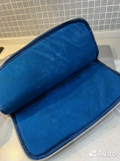 Чехол для ноутбука в стиле VK, серебристый