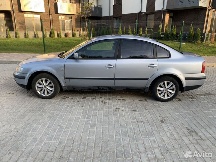 Volkswagen Passat 1.6 МТ, 1997, 450 000 км