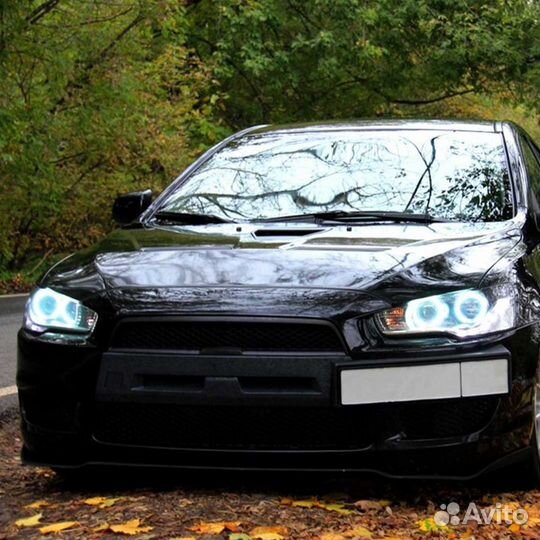 Подиум под номерной знак Митцубиси Лансер 10