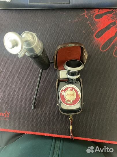 Экспонометр Ленинград 2 + объектив И50У-1 + штатив