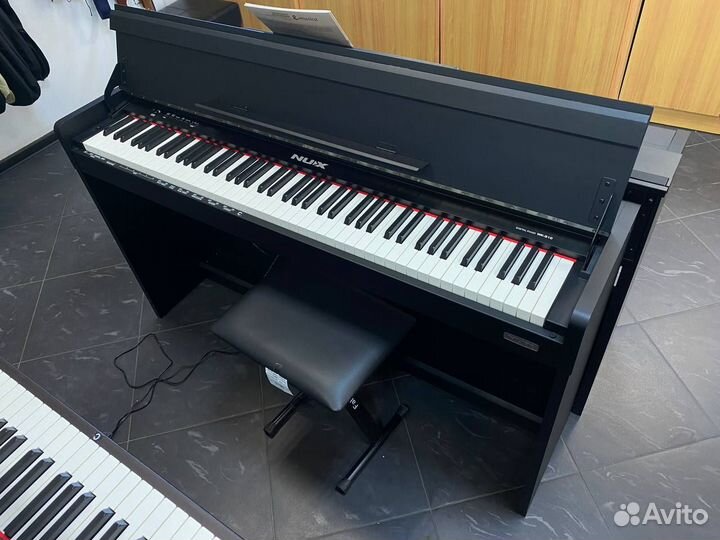 NUX WK-310 Цифровое пианино на стойке с педалями