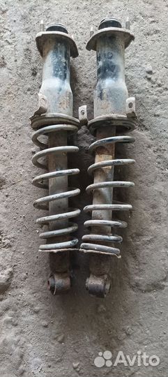 Стойки задние Toyota Altezza