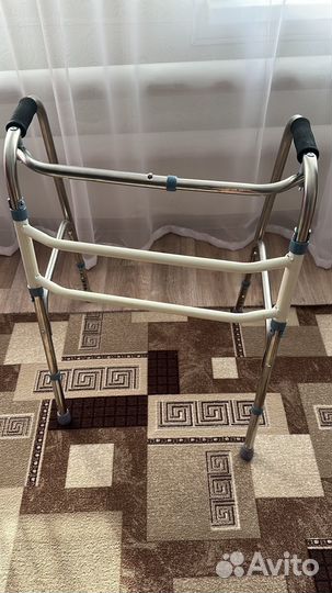 Ходунки для взрослых