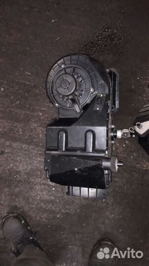 Отопитель в сборе Kia Rio 2000 - 05