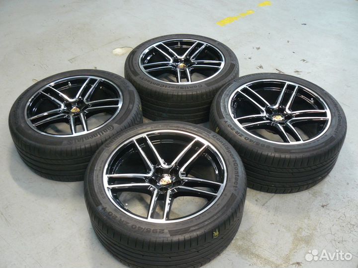 Колеса оригинал R20 Porsche Macan Turbo Black