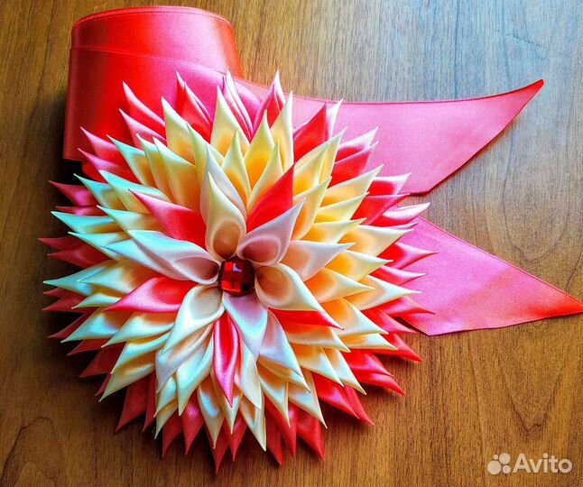 Бант на выписку ручная работа (новый )