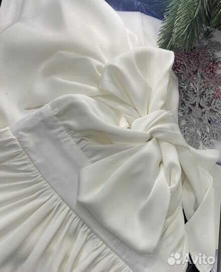 Комбинезон с открытой спиной