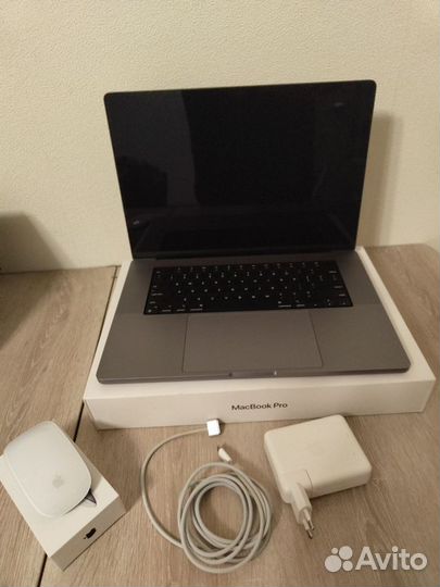 Apple MacBook Pro 16 M1 Pro 16/512 + Magic Mouse 2