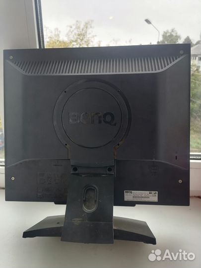 Монитор Dell