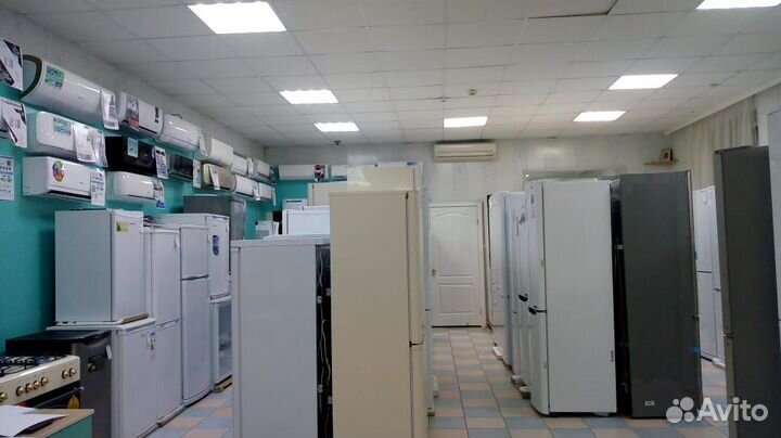 Холодильник LG,белый