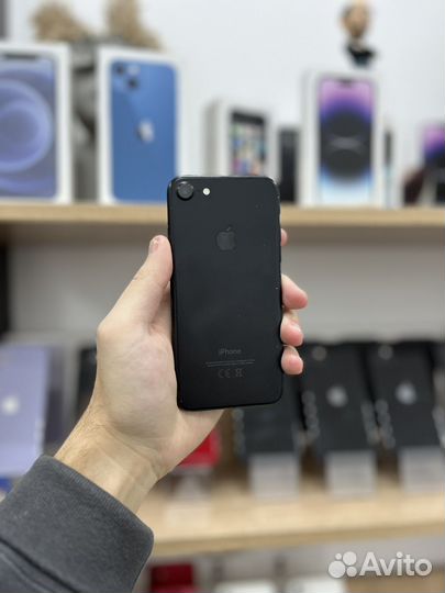 iPhone 7, 32 ГБ