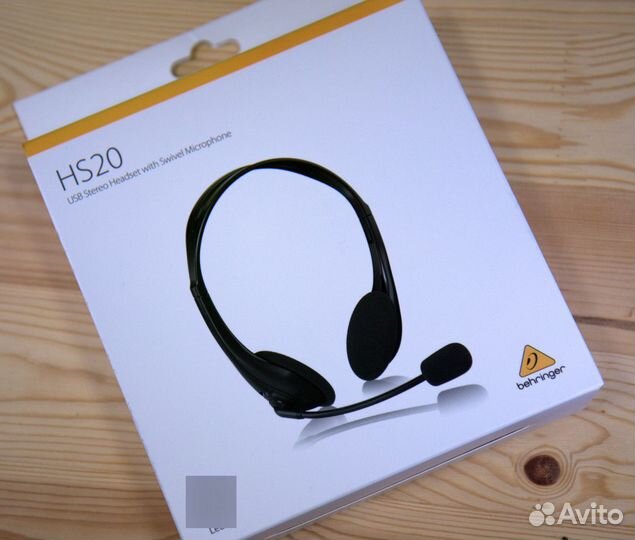 Стереогарнитура Behringer HS20 новая