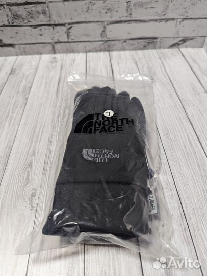 Перчатки the north face