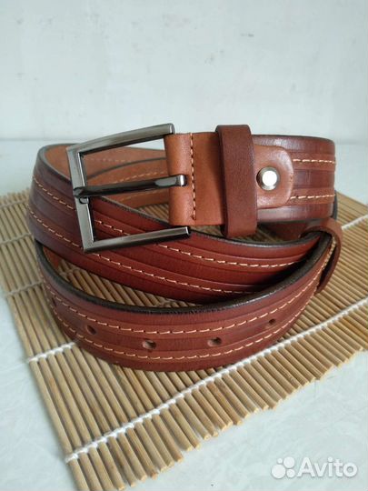 Мужской кожаный ремень