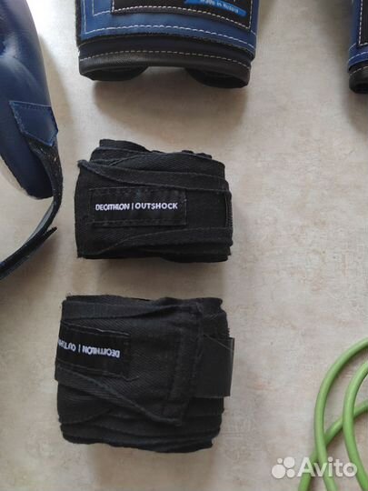 Боксерские перчатки и шлем детские