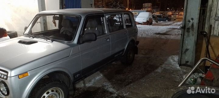 LADA 4x4 (Нива) 1.7 МТ, 2011, 67 000 км