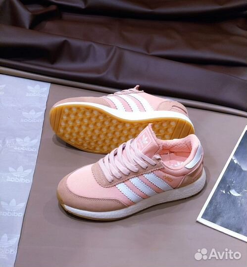 Кроссовки женские Adidas iniki (36-41)