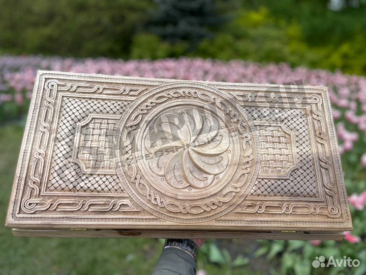 Нарды ручной работы из ореха