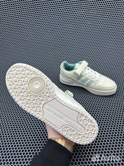 Кроссовки Adidas x Disney Forum Low «Stitch»