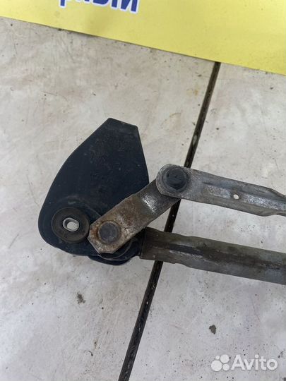 Трапеция стеклоочистителя Opel Astra H