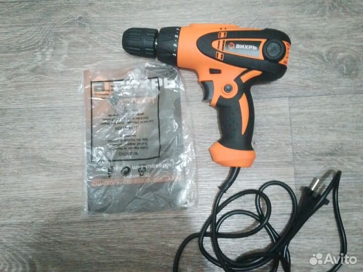 Шуруповерт