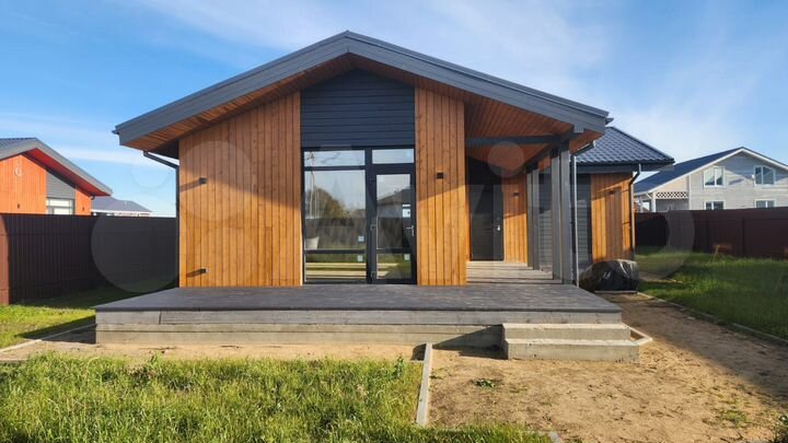 Дом 147 м² на участке 8,3 сот.