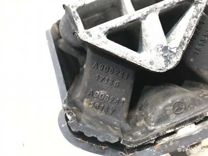 Подушка двигателя Mercedes Sprinter W907 OM654