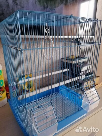 Большая клетка для птиц