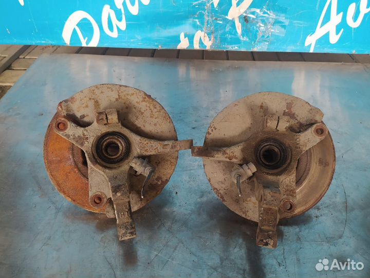 Кулак поворотный Шевроле Спарк правый левый передн