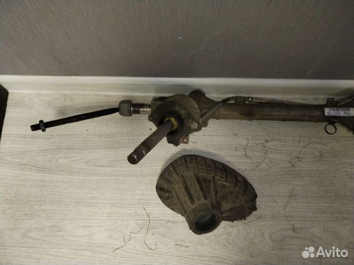 Рулевая рейка электрическая и фара правая на эла