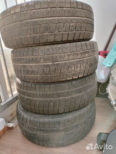 Bridgestone Blizzak Revo GZ 195/55 R16