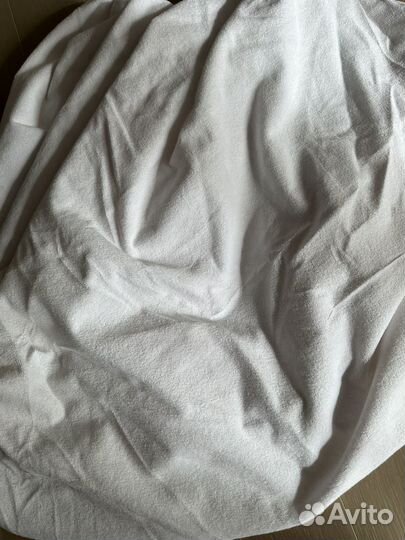 Простынь на резинке непромокаемая