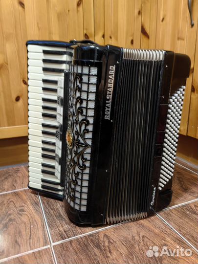 Аккордеон royal standart