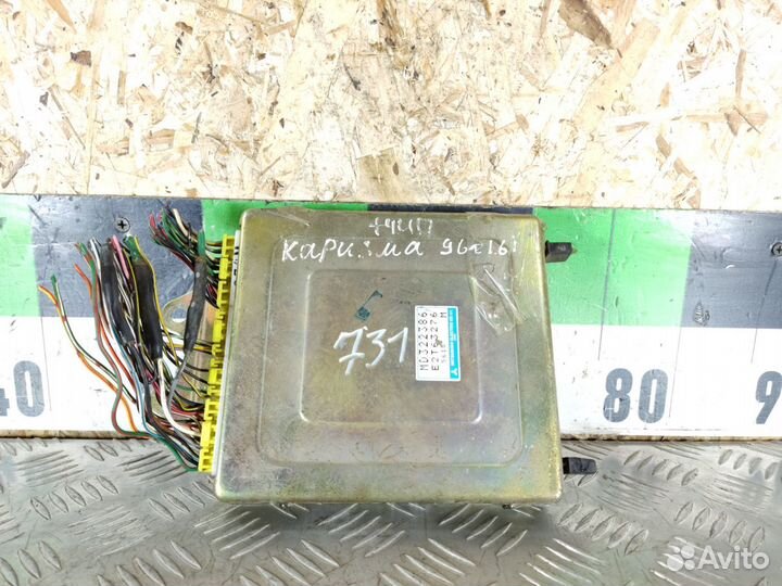 Блок управления двигателем Mitsubishi Carisma 2000