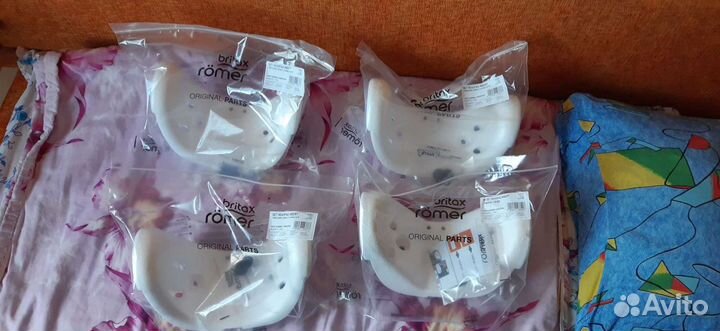 Пенопластовый подголовник для автокресел Britax