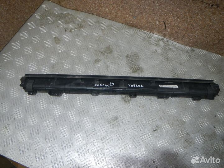 Обшивка двери задней правой, KIA (Киа) -sorento pr