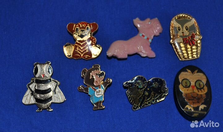 Значки иностранные и советские