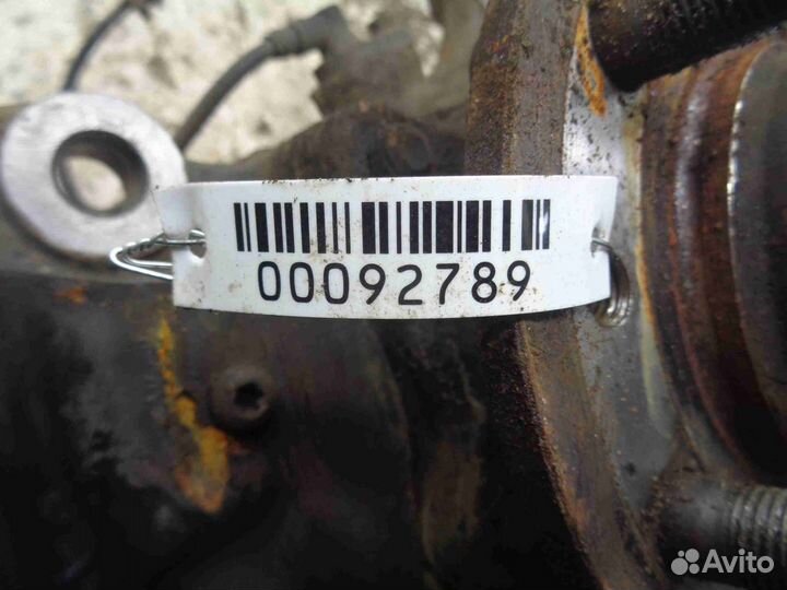 Кулак поворотный левый Land Rover Discovery 3 LA 8