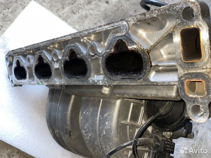 Впускной коллектор Опель z18xe 1.8