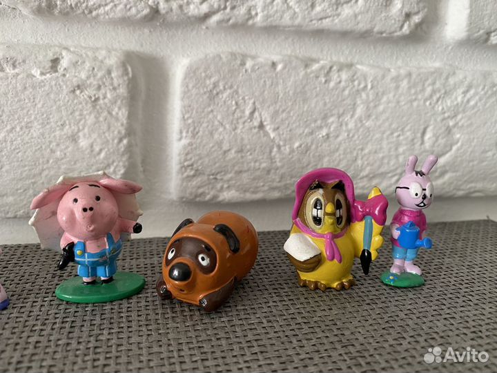 Петрушка, Ландрин, киндер - серия Винни Пух